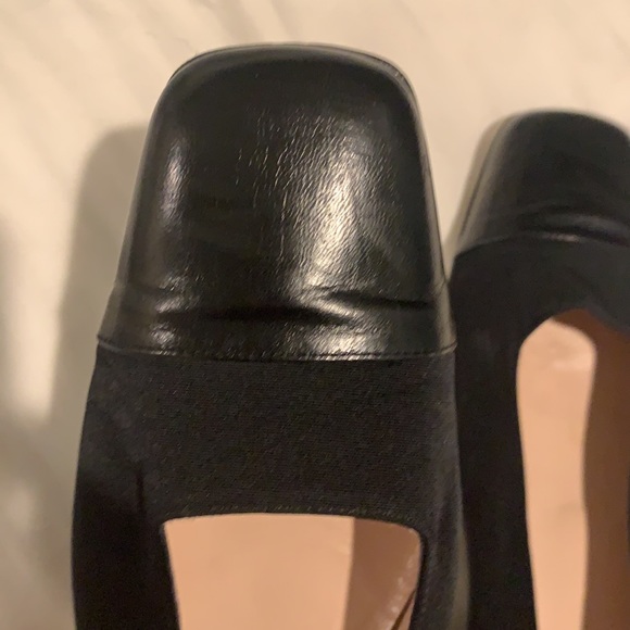ESCADA size 9B black two tone leather shoes / flats in Lightly worn condition - Picture 3 of 7